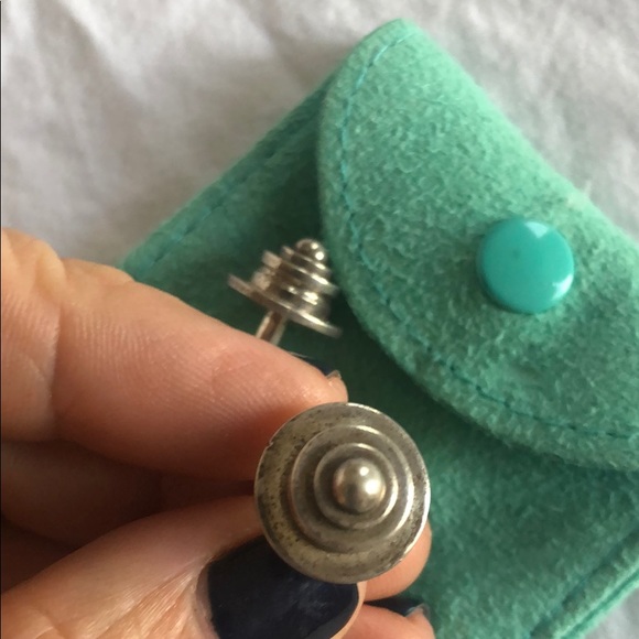 Tiffany & Co cuff links - Picture 1 of 7